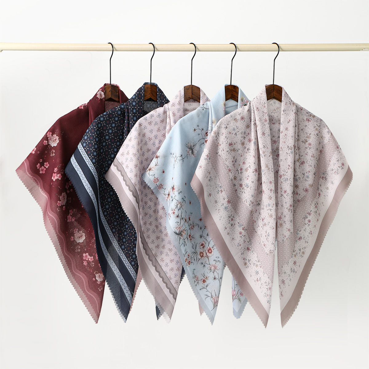 Lenço quadrado de viscose ondu - Women Fashion Malaysia avaliação e preço